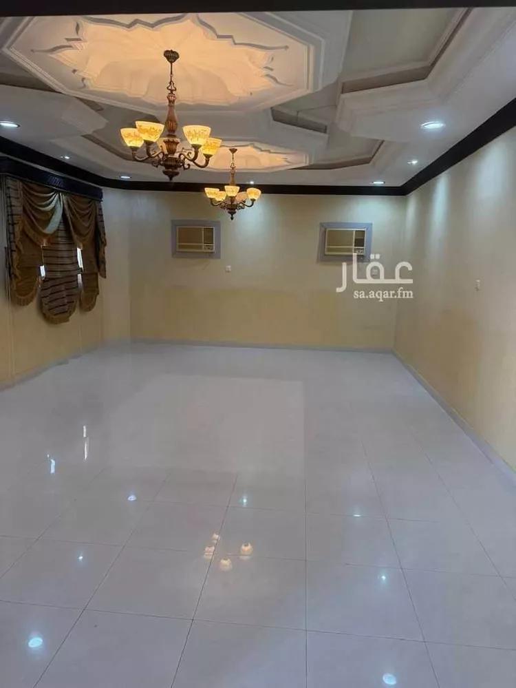 فيلا للبيع في شارع أحمد الغزي, حي ظهرة البديعة, مدينة الرياض, منطقة الرياض صورة 2