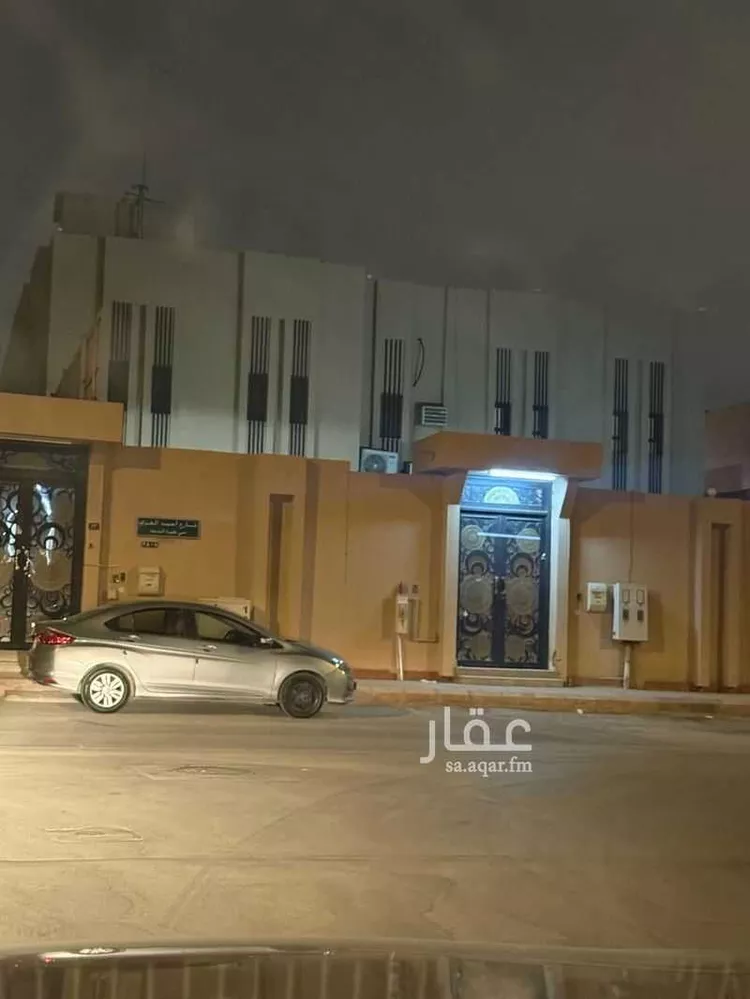 فيلا للبيع في شارع أحمد الغزي, حي ظهرة البديعة, مدينة الرياض, منطقة الرياض
