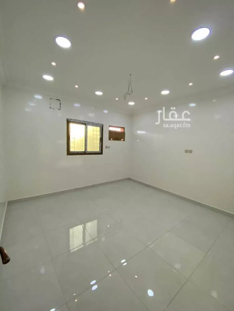عمارة للإيجار في شارع أبو الشيخ بن حيان, حي بلدة الجفر, مدينة الاحساء, المنطقة الشرقية صورة 2