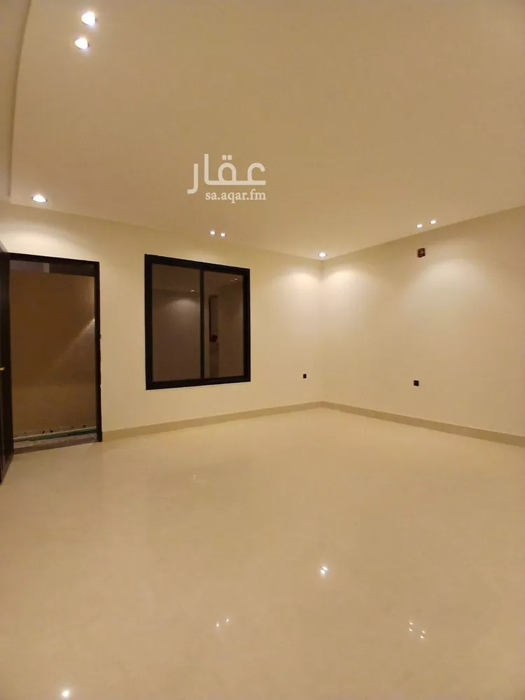 دور للبيع في شارع حمزة القبيطي, حي الرمال, مدينة الرياض, منطقة الرياض صورة 3