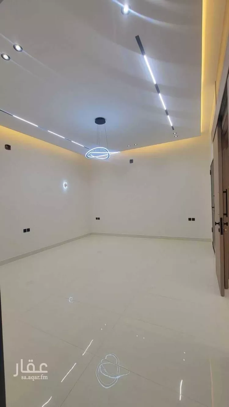 Floor for Sale in Riyadh An Nadhim 6
