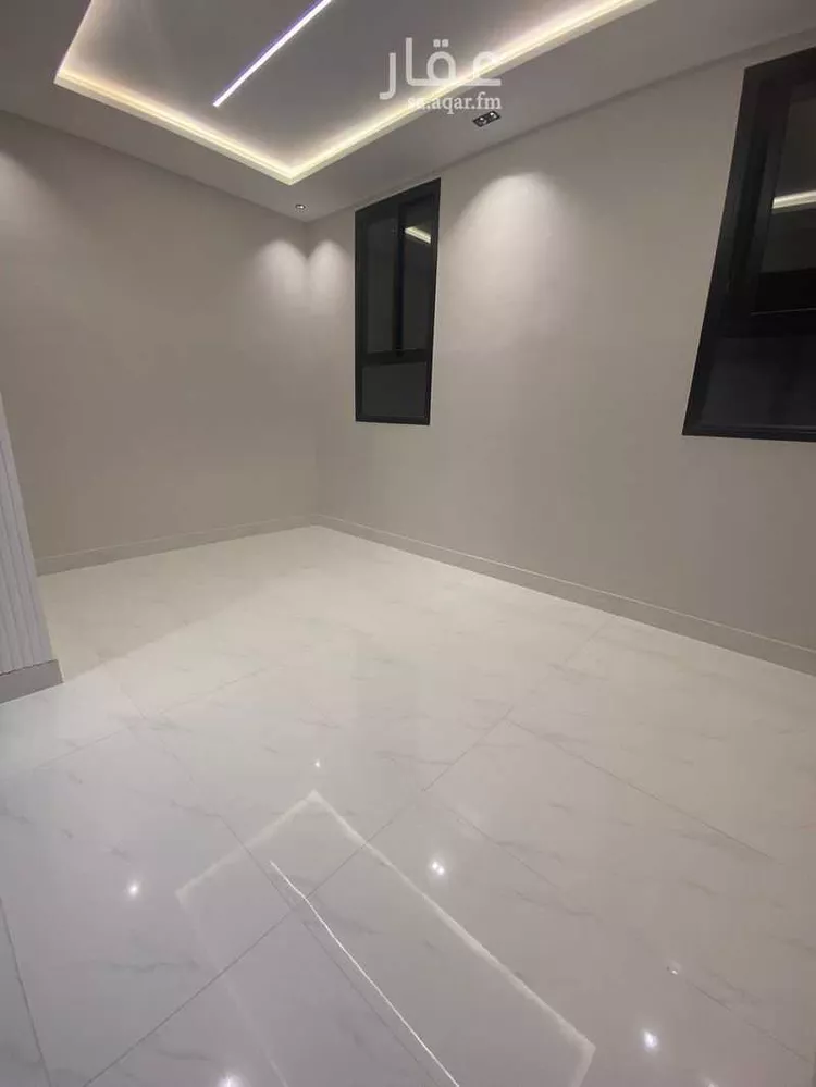 Floor for Sale in Riyadh Al Khaleej