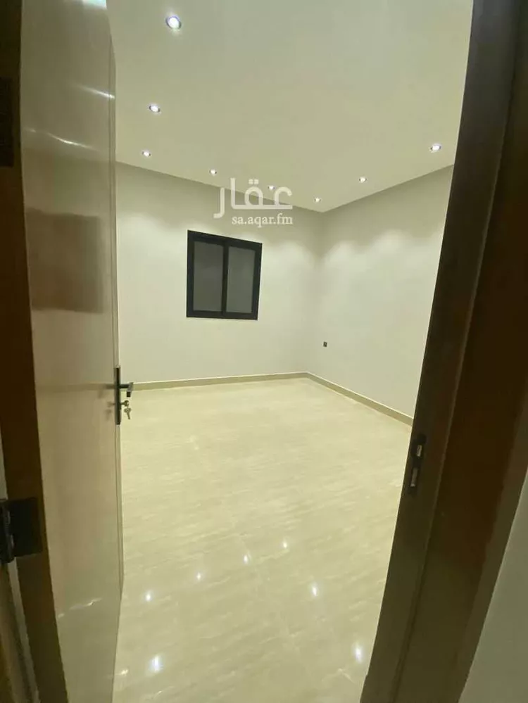 دور للبيع في شارع إبراهيم بن عبدالرحمن بن محيذيف, حي النهضة, مدينة الرياض, منطقة الرياض 14