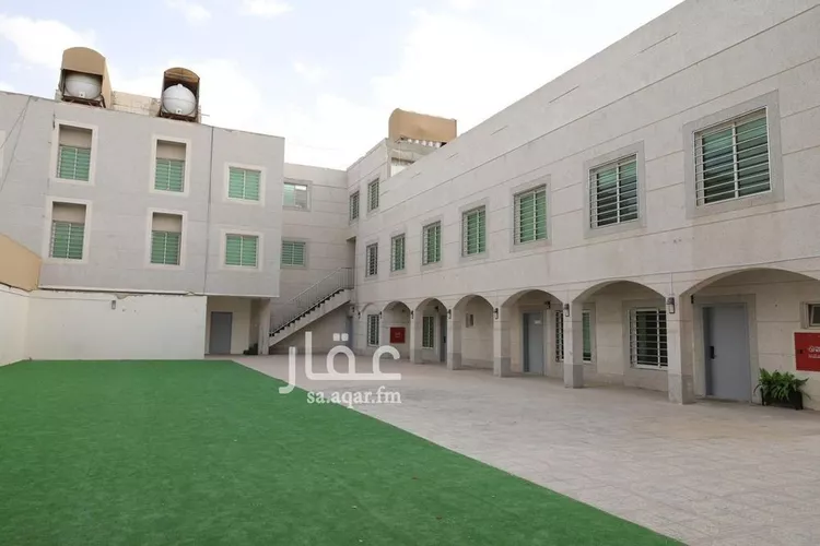 شقة للإيجار في شارع سماحة الشيخ محمد بن صالح بن محمد العثي, حي أم الحمام الغربي, مدينة الرياض, منطقة الرياض صورة 2