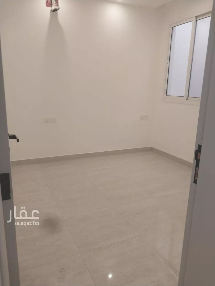 شقة للإيجار في شارع الخنساء, حي العزيزية, مدينة الرياض, منطقة الرياض صورة 3