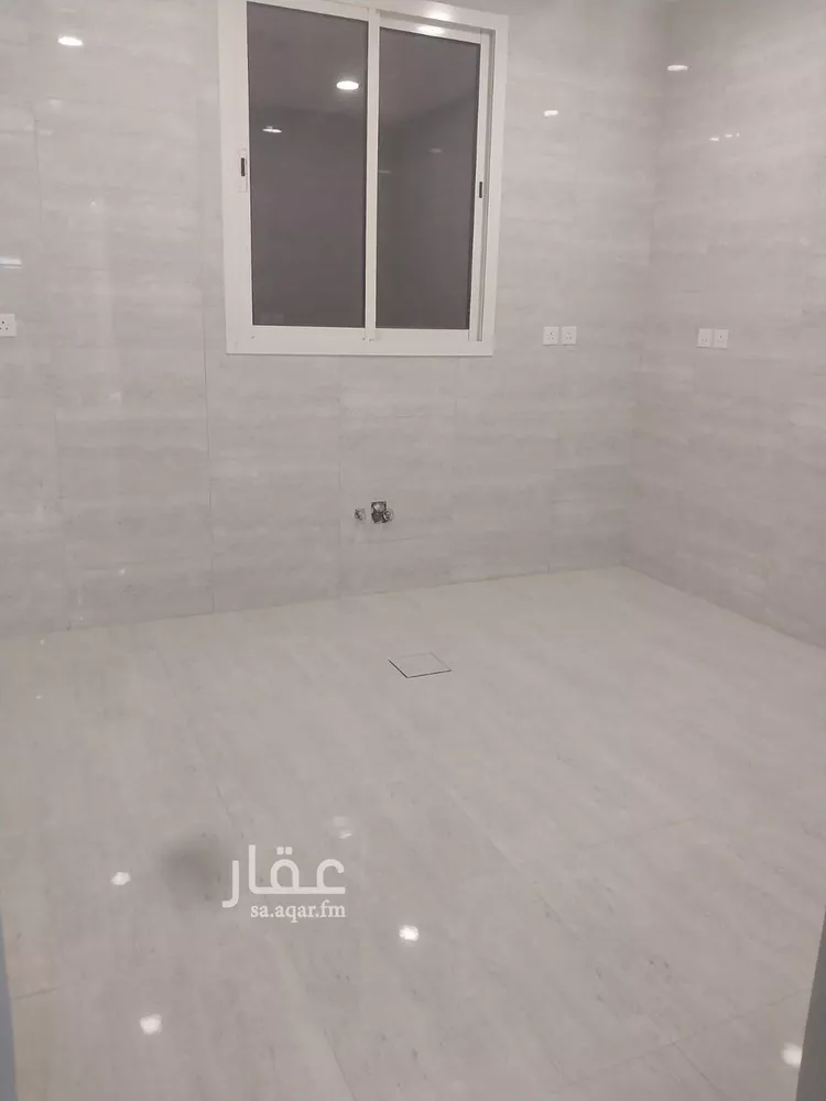 شقة للإيجار في شارع قتيبان, حي العزيزية, مدينة الرياض, منطقة الرياض صورة 4