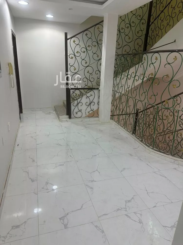 Villa for Sale in Dammam Al Muraikabat صورة 2