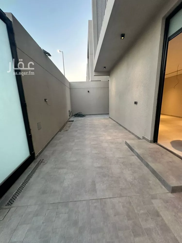 فيلا للبيع في شارع 69 السيف, حي السيف, مدينة الدمام, المنطقة الشرقية صورة 3