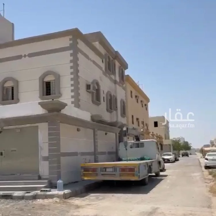 عمارة للبيع في شارع جندب بن عمار, حي ضاحية الملك فهد, مدينة الدمام, المنطقة الشرقية صورة 2