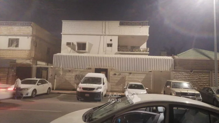 Floor for Sale in Dammam Ghirnatah