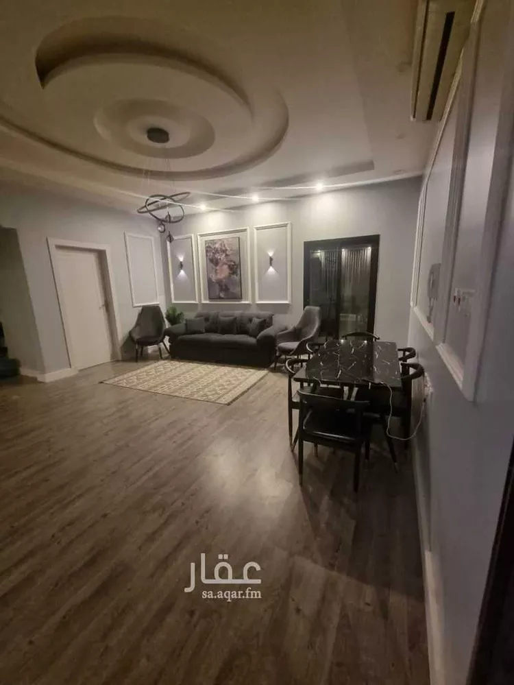 فيلا للبيع في شارع محمد بن سعد بن حسين, حي العارض, مدينة الرياض, منطقة الرياض صورة 4