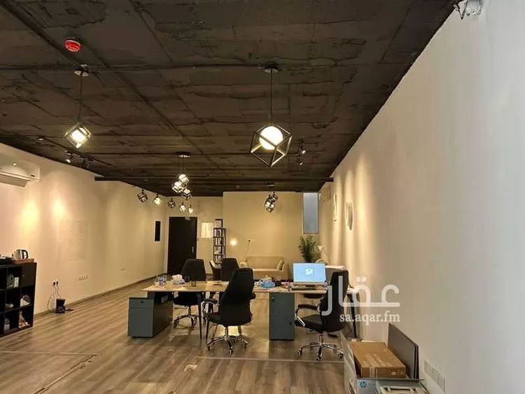 مكتب تجاري للإيجار في شارع ابي بكر الصديق, حي النرجس, مدينة الرياض, منطقة الرياض صورة 3