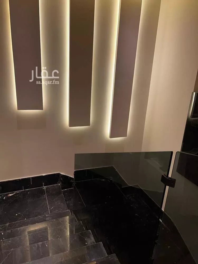 فيلا للإيجار في شارع أحمد بن مغيث, حي العقيق, مدينة الرياض, منطقة الرياض صورة 2