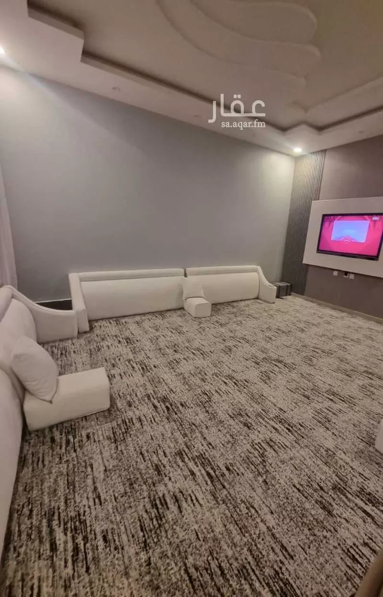 فيلا للبيع في شارع محمد بن سعد بن حسين, حي العارض, مدينة الرياض, منطقة الرياض