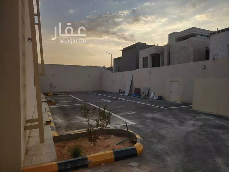 مجمع للإيجار في شارع الامير سعود ابن عبدالله ابن جلوي, حي العارض, مدينة الرياض, منطقة الرياض 6