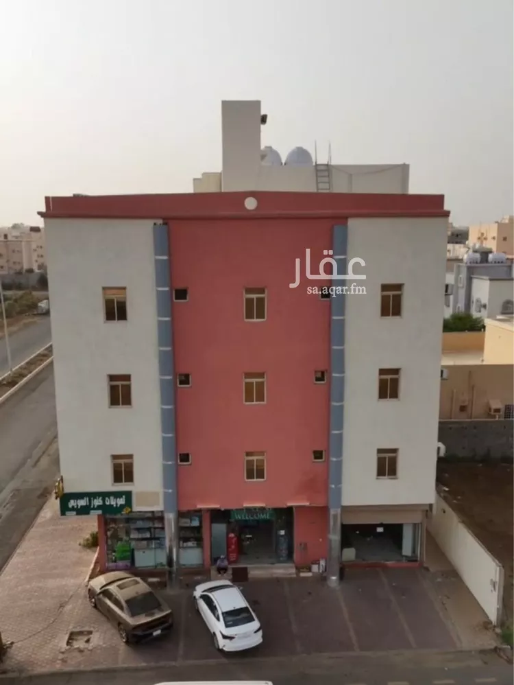 عمارة للبيع في شارع شارع أبو بكر الصديق, حي السويس 1, مدينة جازان, منطقة جازان صورة 2