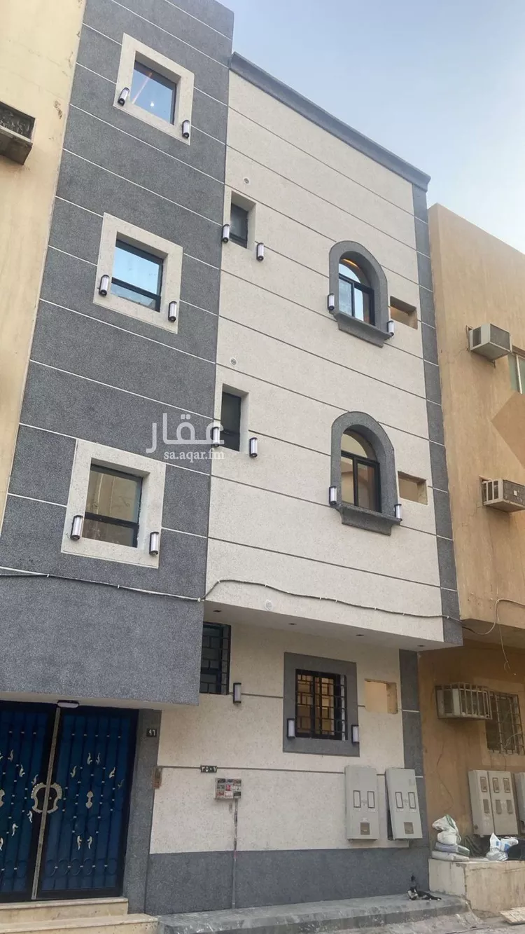 عمارة للبيع في شارع صفوان بن أمية, حي الوزارات, مدينة الرياض, منطقة الرياض صورة 2