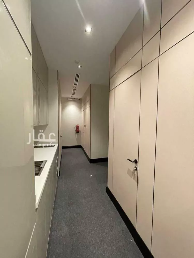 Commercial Office for Rent in Riyadh Al Malqa صورة 4