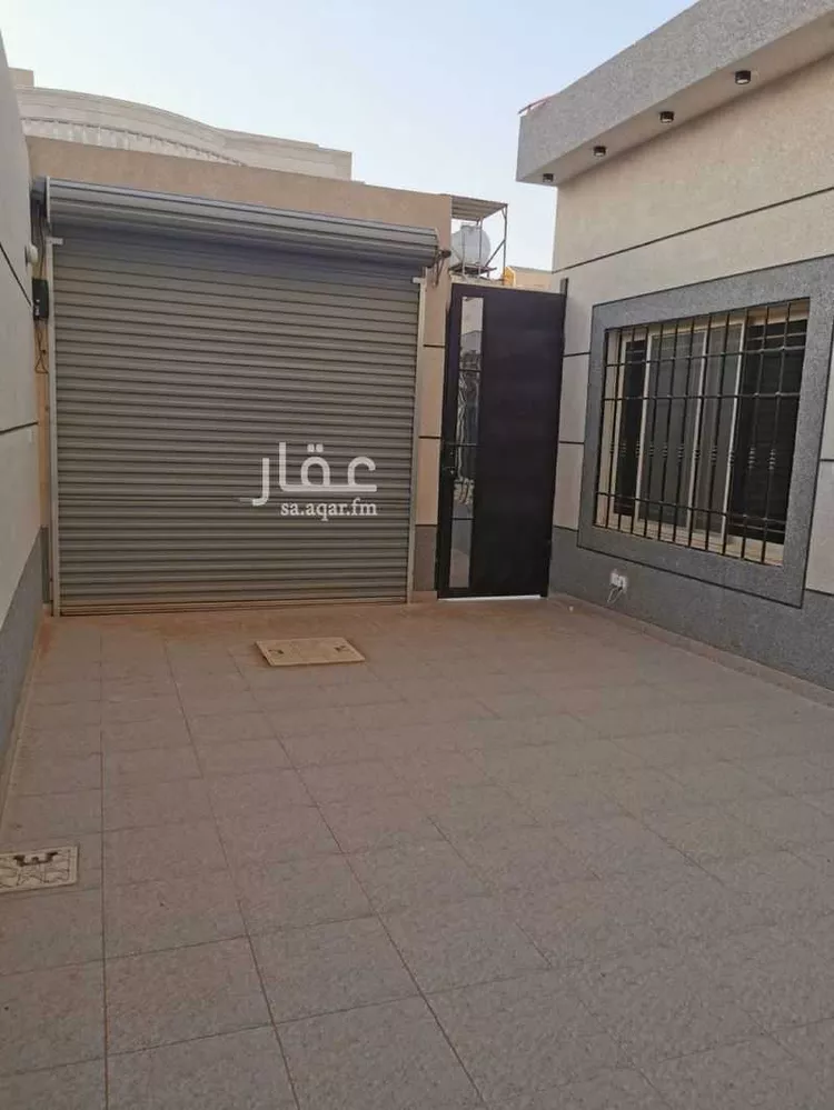 فيلا للإيجار في شارع أحمد بن عبدالله الصنعاني, حي الرمال, مدينة الرياض, منطقة الرياض صورة 4
