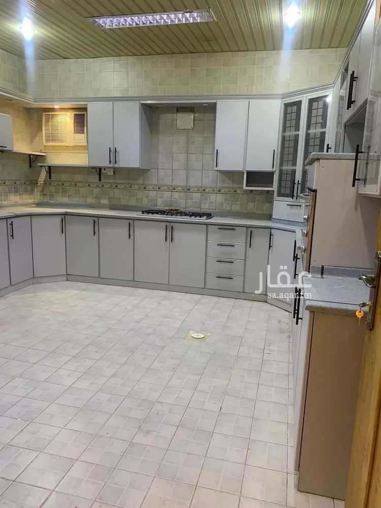 فيلا للإيجار في شارع الفلحة, حي إشبيلية, مدينة الرياض, منطقة الرياض صورة 4