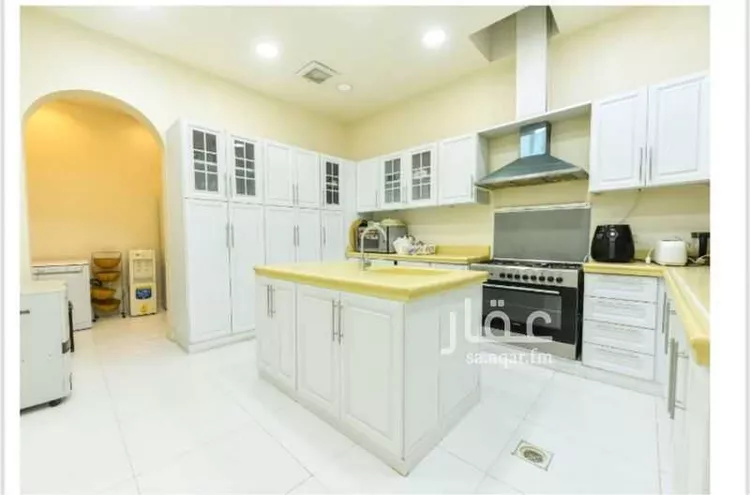 Villa for Sale in Riyadh Al Yarmouk 13