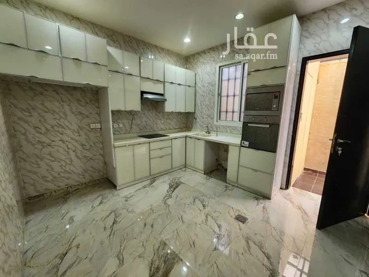 فيلا للإيجار في شارع يحيى الذماري, حي المهدية, مدينة الرياض, منطقة الرياض صورة 5
