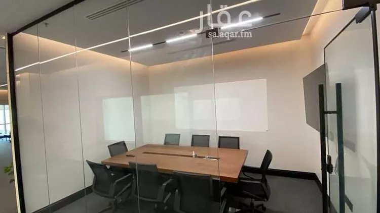 مكتب للبيع في شارع طريق الملك فهد, حي الملقا, مدينة الرياض, منطقة الرياض 11