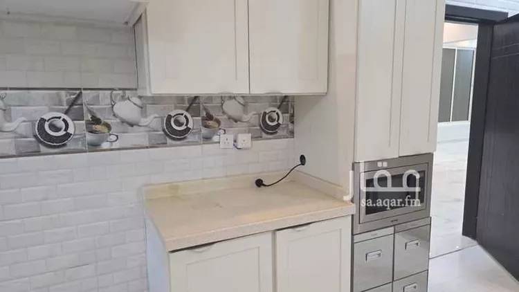 فيلا للإيجار في شارع حلل بنت أبي المكارم, حي المهدية, مدينة الرياض, منطقة الرياض صورة 2