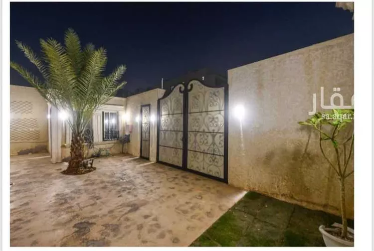 Villa for Sale in Riyadh Al Yarmouk 27