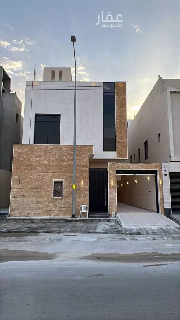 فيلا للبيع في شارع المهلكي, حي الرمال, مدينة الرياض, منطقة الرياض