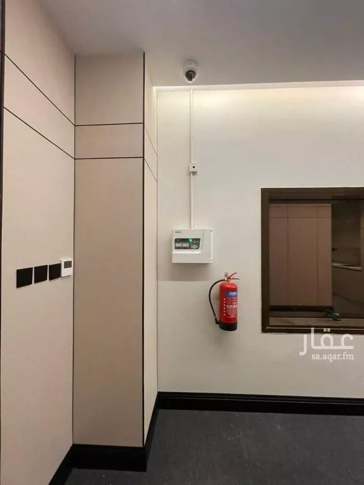 مكتب تجاري للإيجار في شارع طريق الملك فهد الفرعي, حي الملقا, مدينة الرياض, منطقة الرياض صورة 3