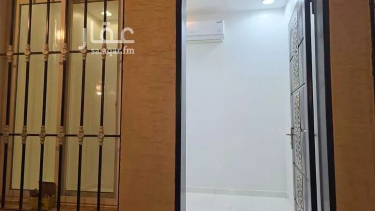 فيلا للإيجار في شارع حلل بنت أبي المكارم, حي المهدية, مدينة الرياض, منطقة الرياض 8