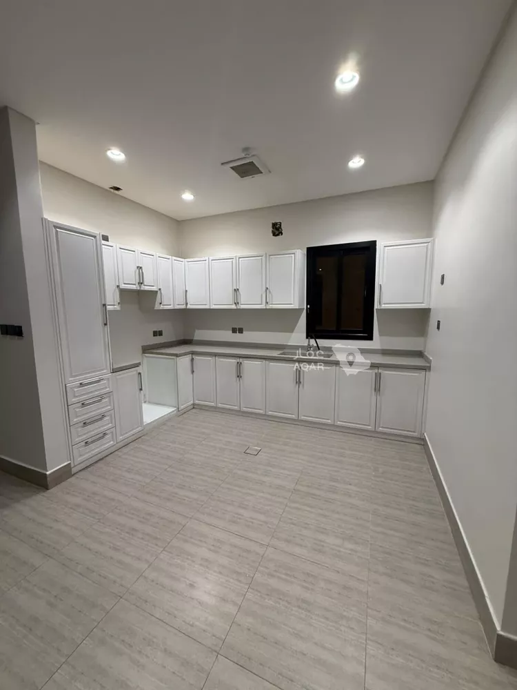 Apartment for Rent in Riyadh Al Qirawan 10