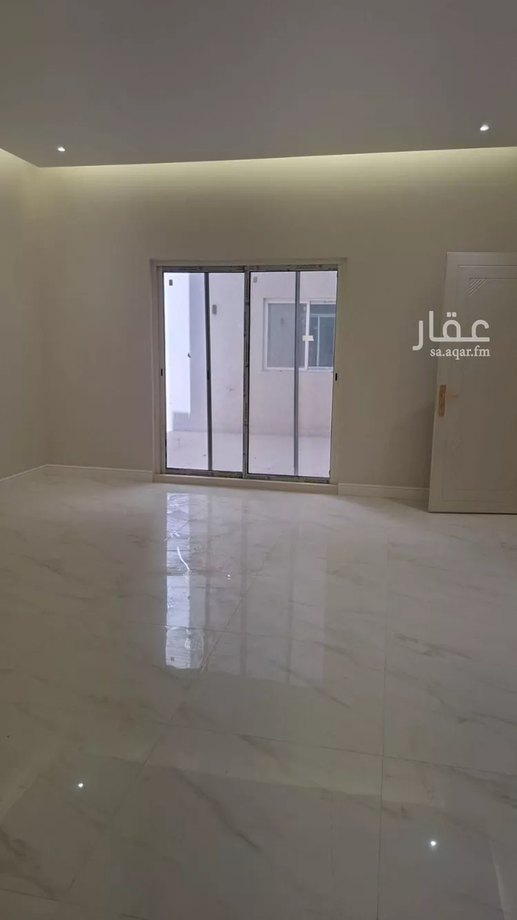 دور للإيجار في شارع بهاء الدين زهير, حي المهدية, مدينة الرياض, منطقة الرياض 25