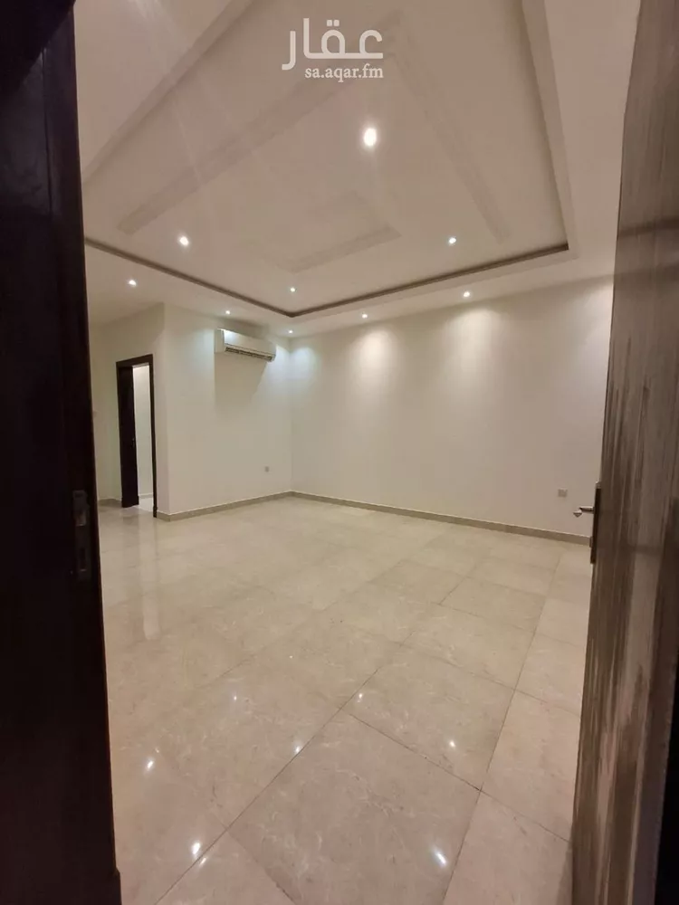 دور للإيجار في شارع رقم 403, حي الملقا, مدينة الرياض, منطقة الرياض صورة 2