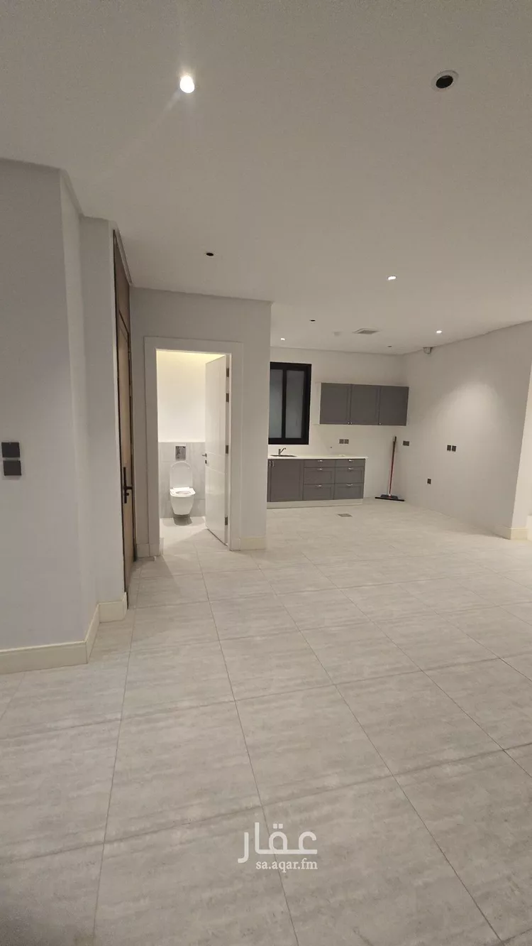 Floor for Rent in Riyadh Al Malqa صورة 4