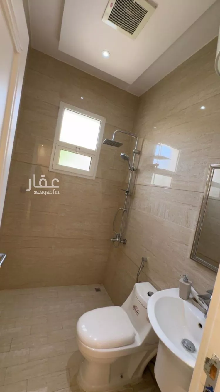 شقة للإيجار في شارع رقم 215, حي الملقا, مدينة الرياض, منطقة الرياض صورة 2