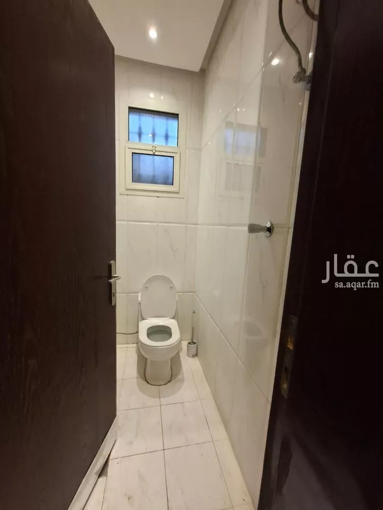 Floor for Rent in Riyadh Al Malqa صورة 5
