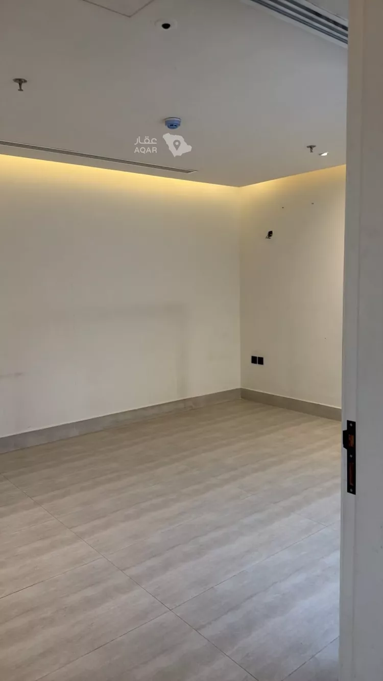شقة للإيجار في شارع الزلال, حي الرائد, مدينة الرياض, منطقة الرياض 7