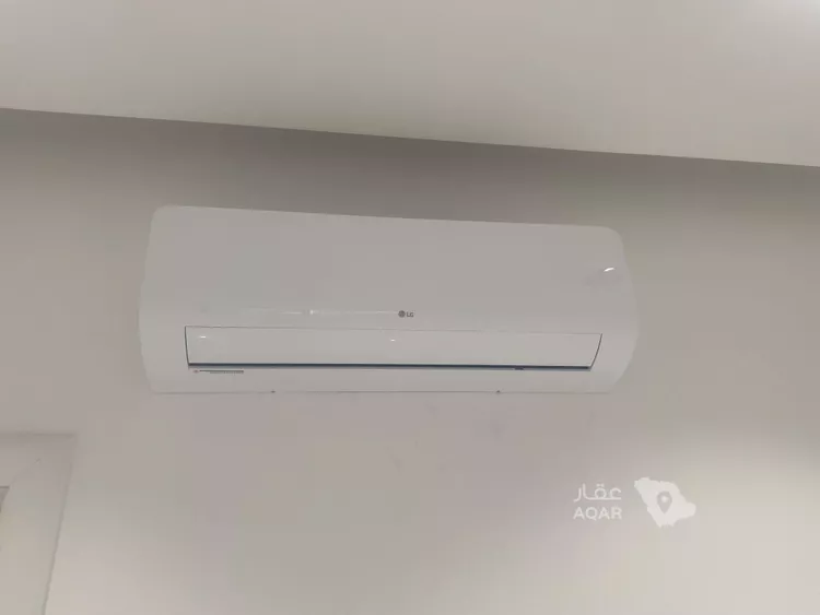 شقة للإيجار في شارع عثمان بشناق, حي العارض, مدينة الرياض, منطقة الرياض 8