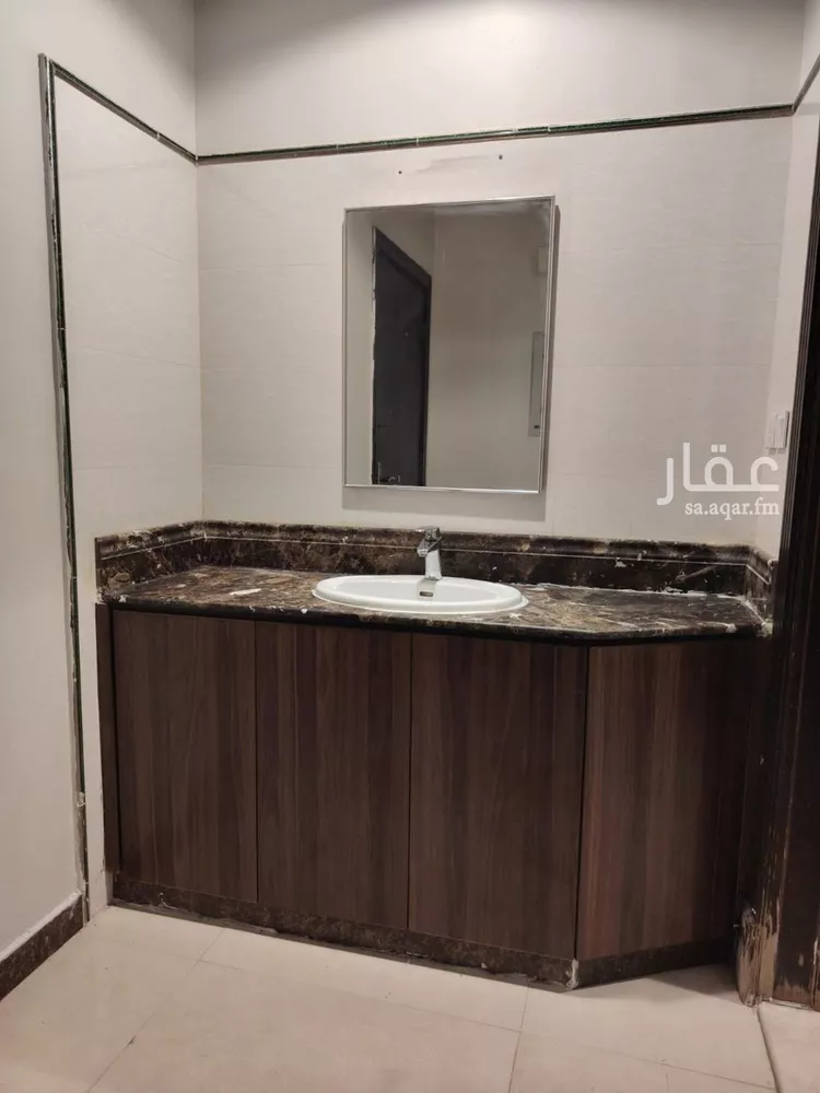 Apartment for Rent in Riyadh Al Malqa 9