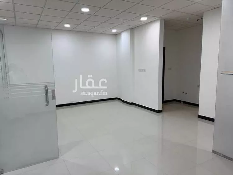 مكتب تجاري للإيجار في شارع الامير سعود ابن عبدالله ابن جلوي, حي العارض, مدينة الرياض, منطقة الرياض صورة 5
