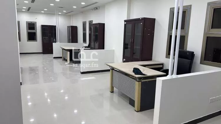 مكتب تجاري للإيجار في شارع الامير سعود ابن عبدالله ابن جلوي, حي العارض, مدينة الرياض, منطقة الرياض 21