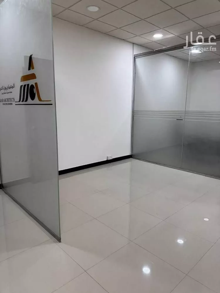 مكتب تجاري للإيجار في شارع الامير سعود ابن عبدالله ابن جلوي, حي العارض, مدينة الرياض, منطقة الرياض صورة 4