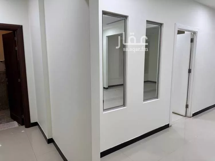 مكتب تجاري للإيجار في شارع الامير سعود ابن عبدالله ابن جلوي, حي العارض, مدينة الرياض, منطقة الرياض 18