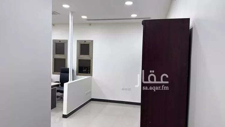 مكتب تجاري للإيجار في شارع الامير سعود ابن عبدالله ابن جلوي, حي العارض, مدينة الرياض, منطقة الرياض 22