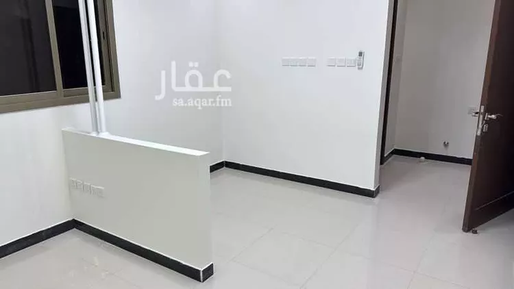 مكتب تجاري للإيجار في شارع الامير سعود ابن عبدالله ابن جلوي, حي العارض, مدينة الرياض, منطقة الرياض 14