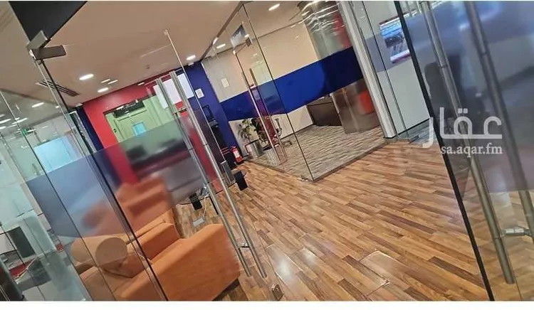 عمارة للإيجار في شارع صلاح الدين الايوبي, حي الضباط, مدينة الرياض, منطقة الرياض صورة 3