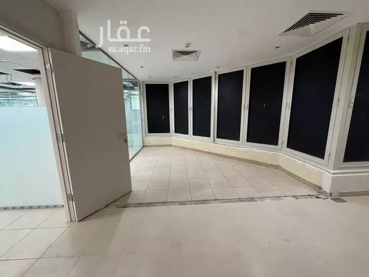 مكتب تجاري للإيجار في حي الضباط, مدينة الرياض, منطقة الرياض صورة 2
