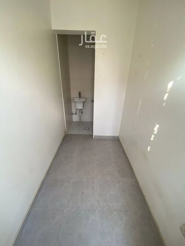 غرفة للإيجار في شارع ابن الحطاب, حي العارض, مدينة الرياض, منطقة الرياض